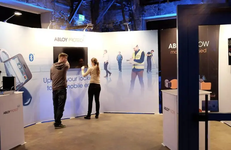 Reusable exhibition booth Portable, reusable, and easily reconfigurable exhibition booth solution