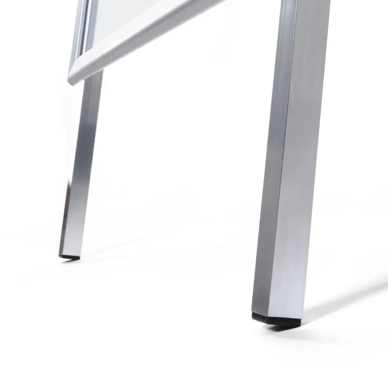 a-stend-1567 A-stend Passage