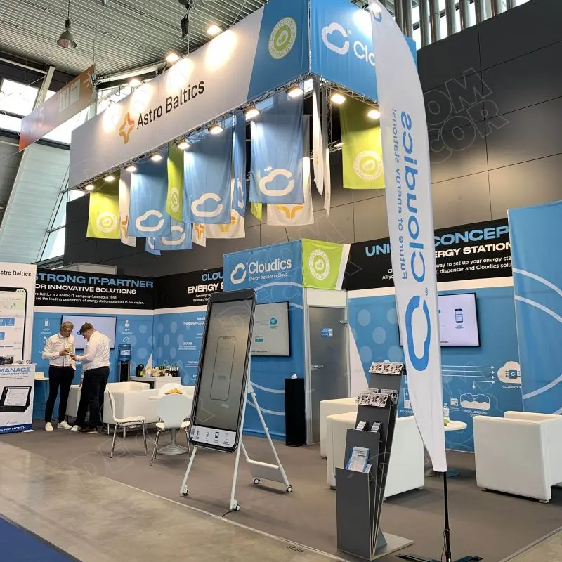 Rippuvad reklaambännerid messil Rippuvad reklaambännerid messil